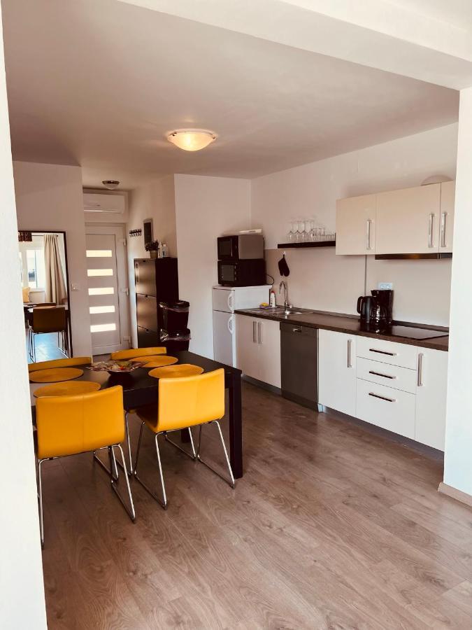 Apartman Bijeca - Medulin Buitenkant foto